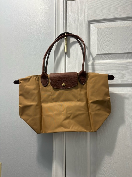 Longchamp Handbags - Longchamp Le Pliage Beige Shoulder Bag NWOT